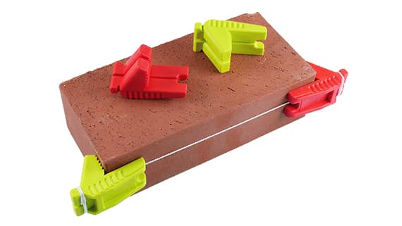 Gummi Schnurspannklötze im Display mit 24 Stück Gummi Schnurspannklötze